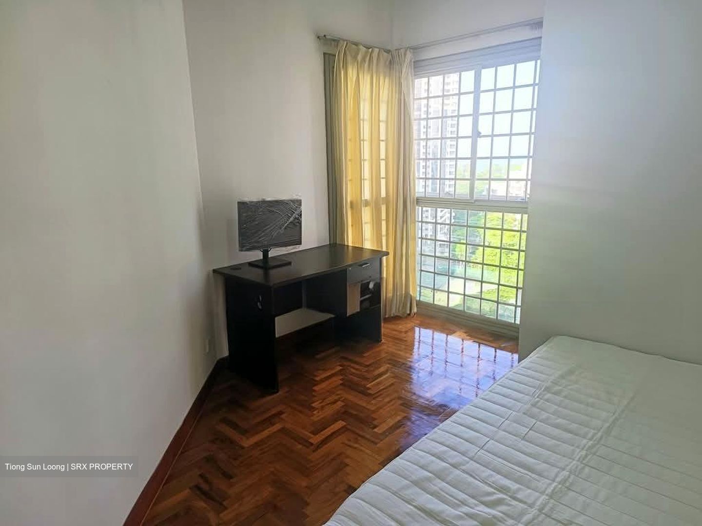 The Bayshore (D16), Condominium #586618371